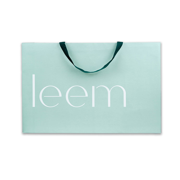 How to Choose the Perfect Shopping Bags with Ribbon Handles for Your Business